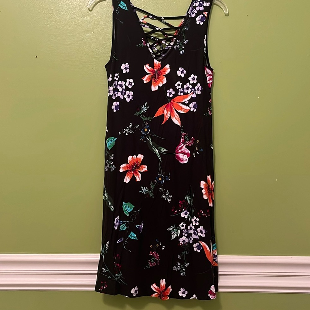 EUC Stretchy Floral Dress